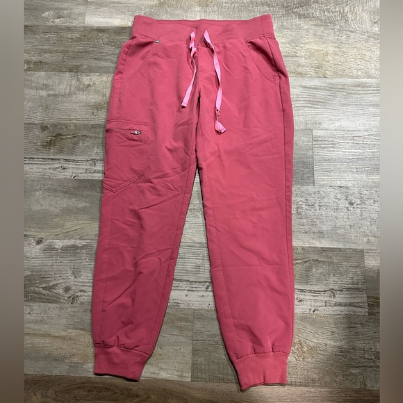 Mauve/Pink Figs Scrub Bottoms - Picture 2 of 3
